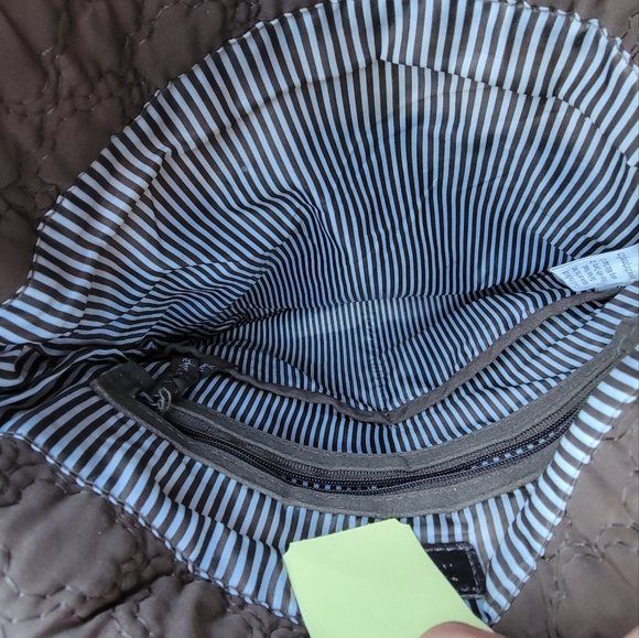 Women’s Thirty-one Crossbody purse - Picture 4 of 6